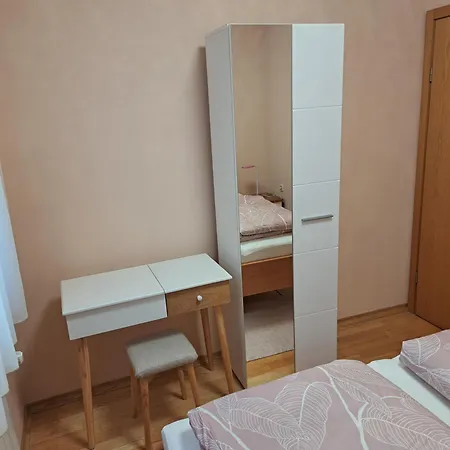 Apartment Petra *