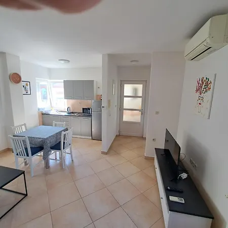 Apartment Petra Zadar